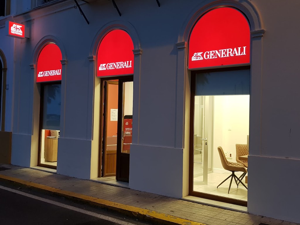 Agencia Generali Seguros — Exterior