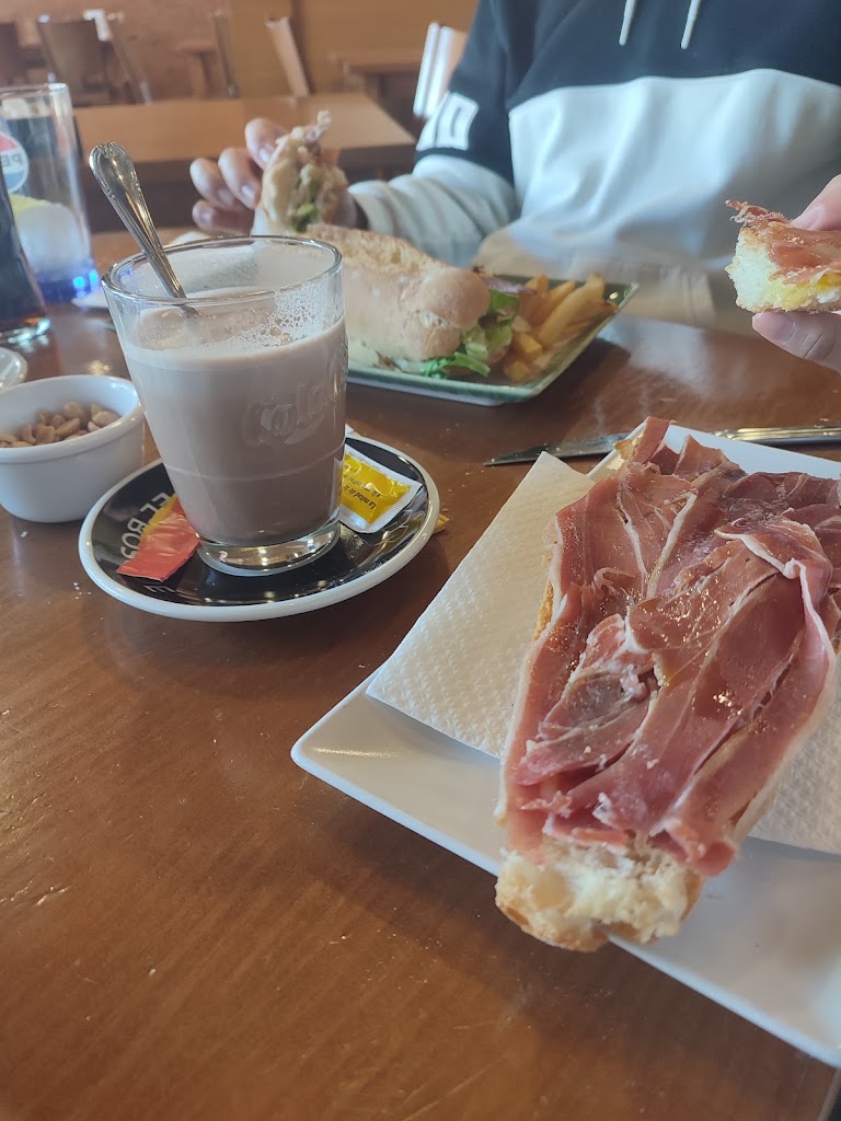 Cafeteria Restaurante El Bosque — Mas recientes