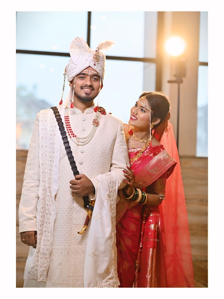 Luxury Barbarian Professionals Unisex Salon Academy