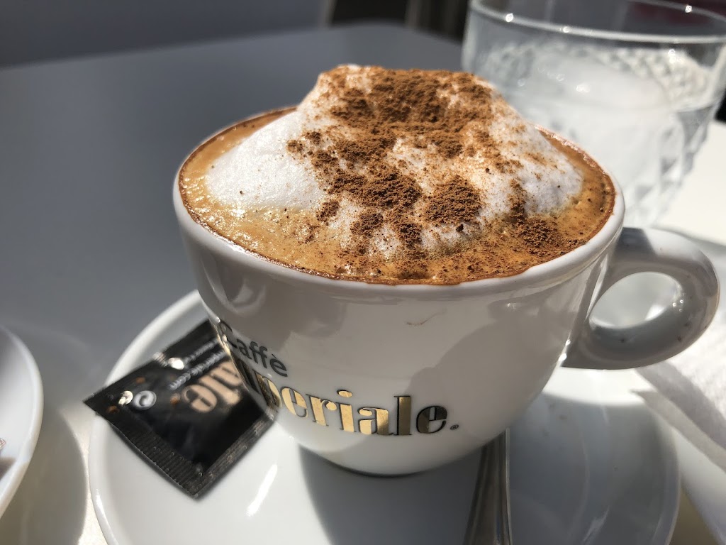 Gibaxa's Bar-Cafeteria