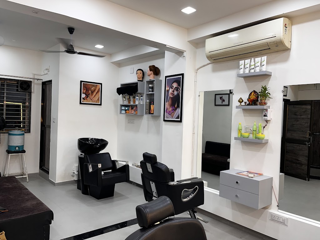 Md The Family Salon