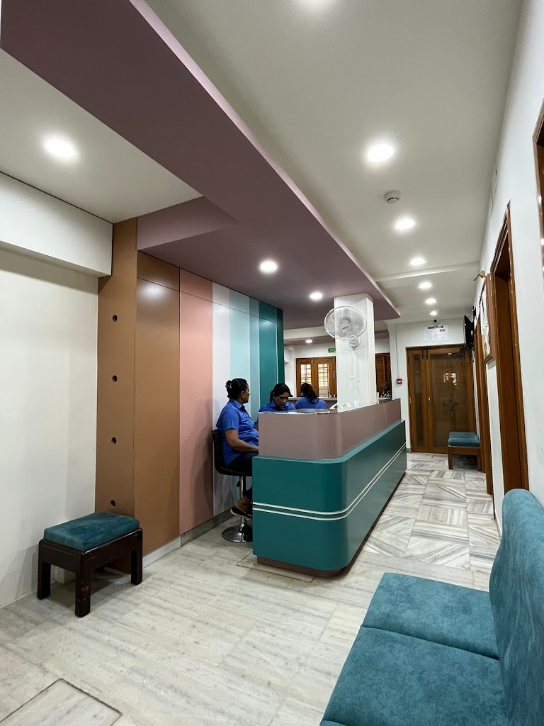 Kadam Eye Hospital And Kadam Eye Lasik Centre