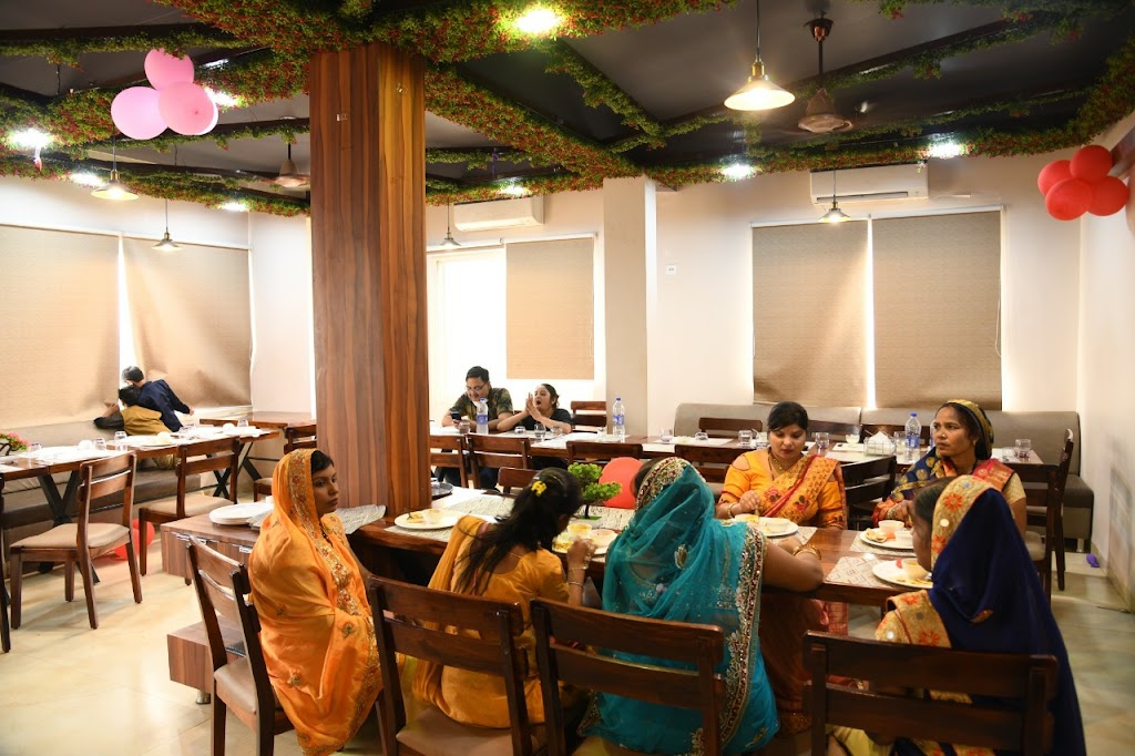 Avyukt Restaurant