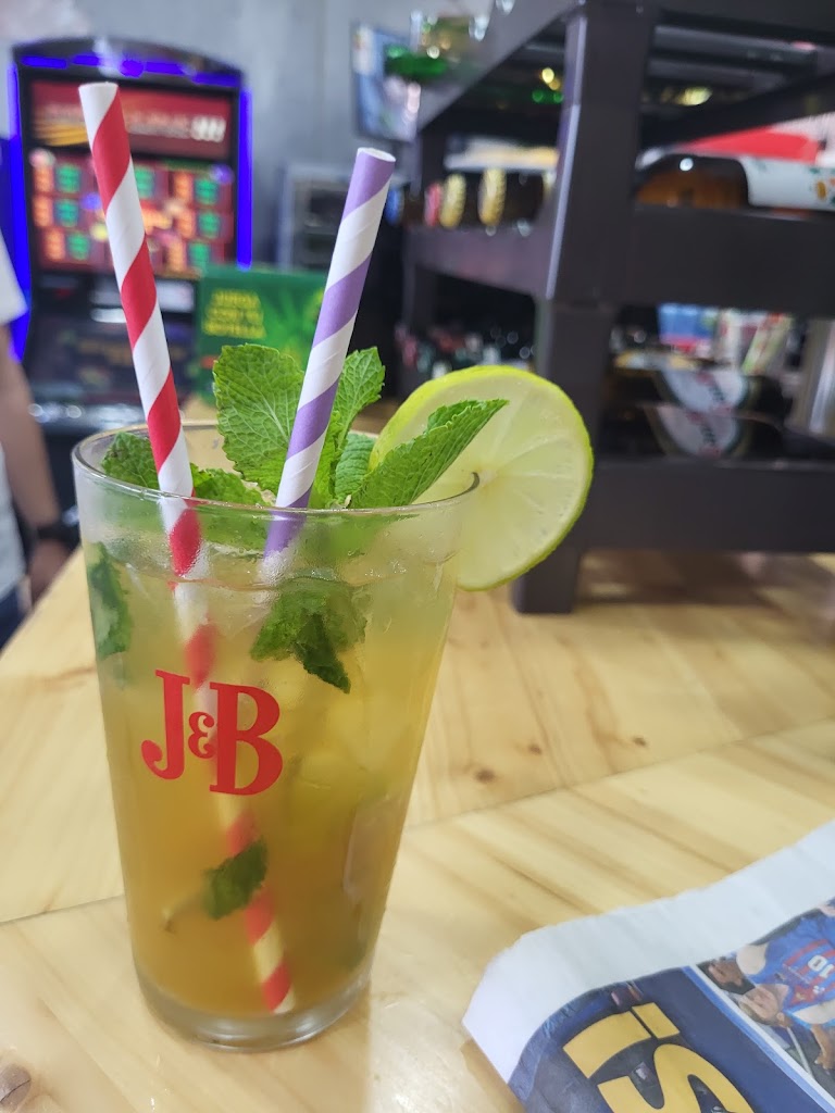 Bar 5deg & Tapas — Comida y bebida
