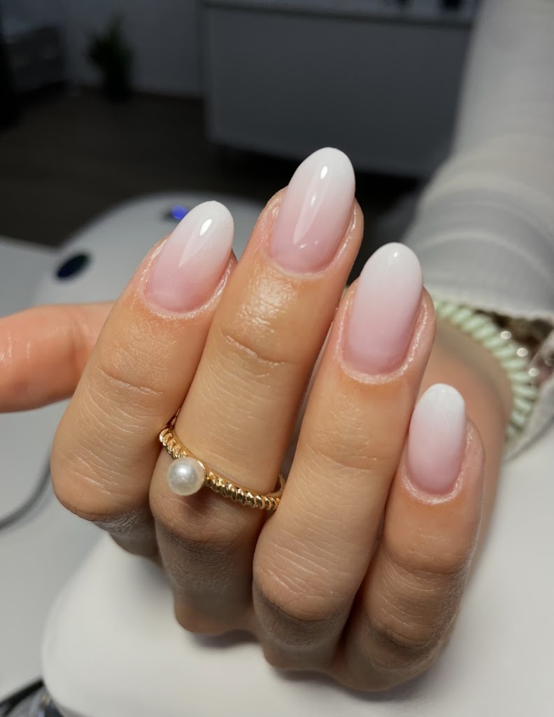 Adriana Medina Nails