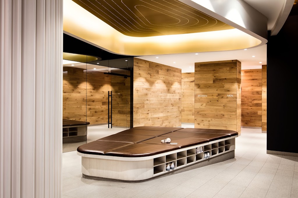  Equinox Miracle Mile