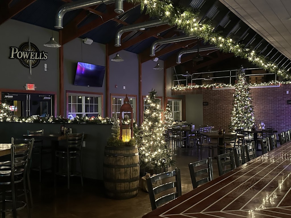  Powell's on Round Lake