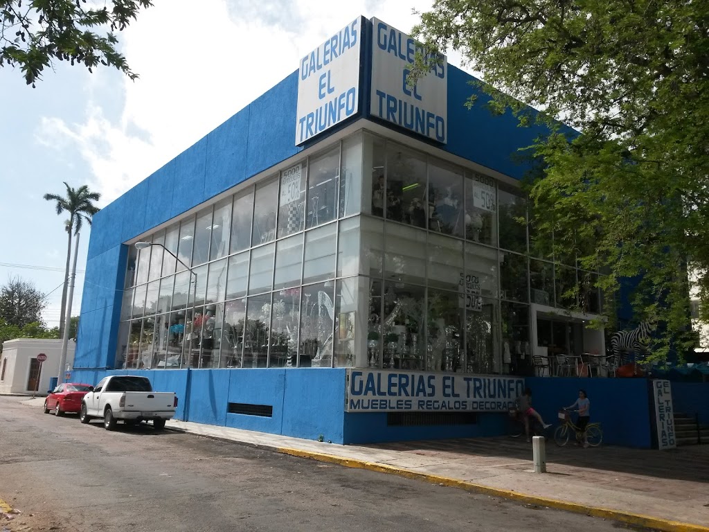 Galerias el Triunfo Sucursal Merida