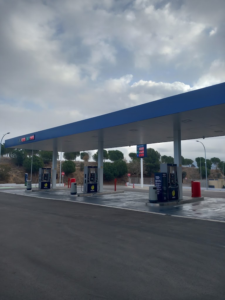 Benzinera Benzoil Barbera — Estacion de servicio