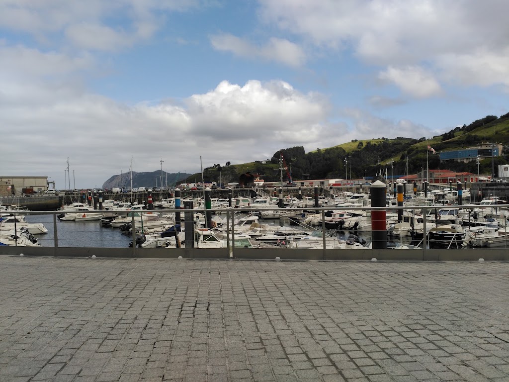 Sarabanda — Puerto Deportivo