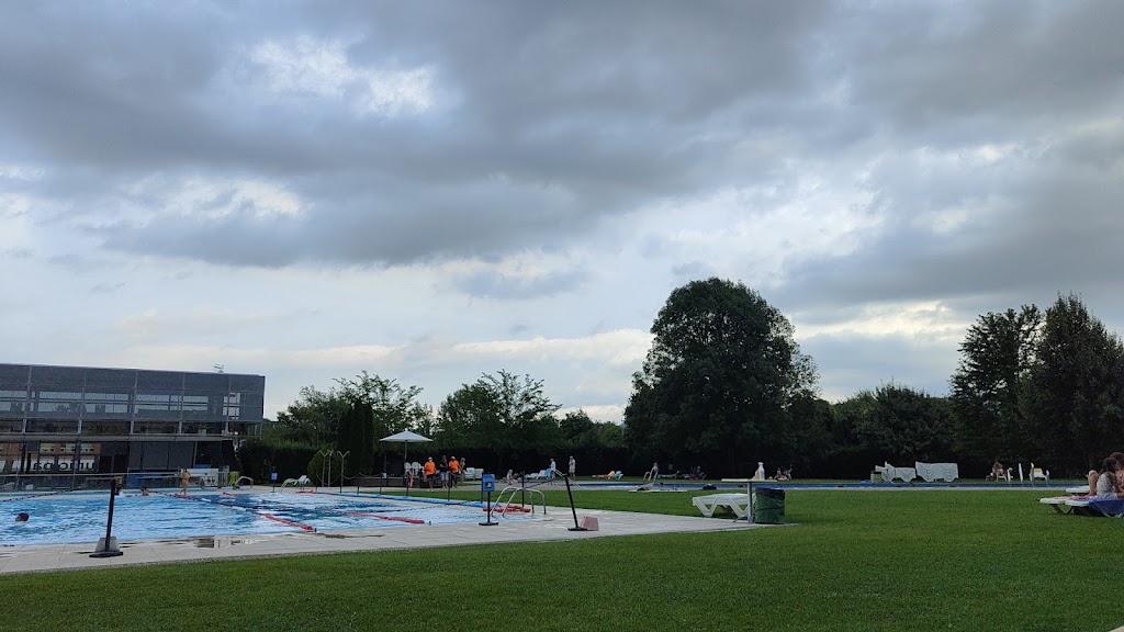 Piscina municipal de Olot — Piscina