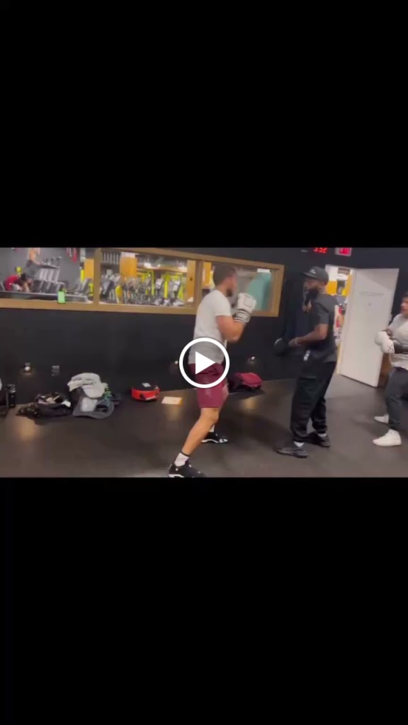  The Clay Method Boxing Coach Brandon