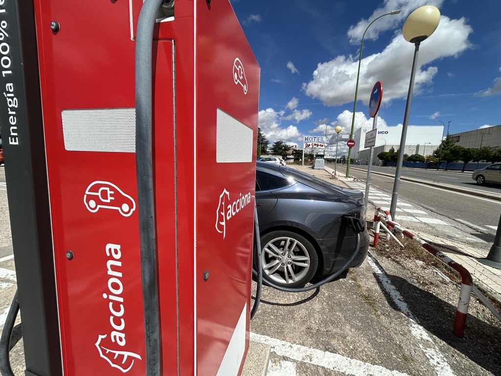 Punto de carga ACCIONA Recarga
