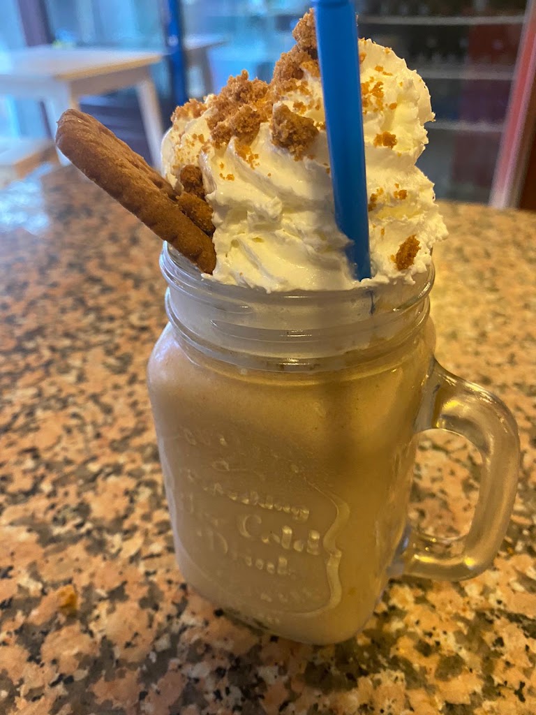 Come y Cana — Comida y bebida