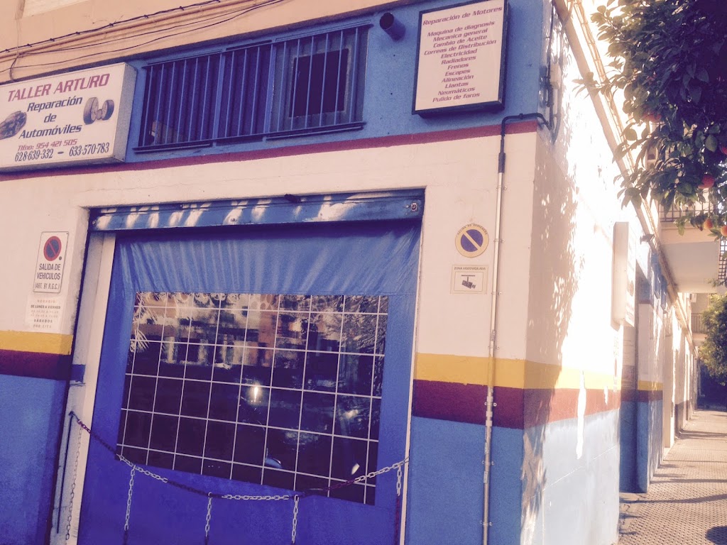 Taller Arturo. Reparacion de automoviles. — Exterior