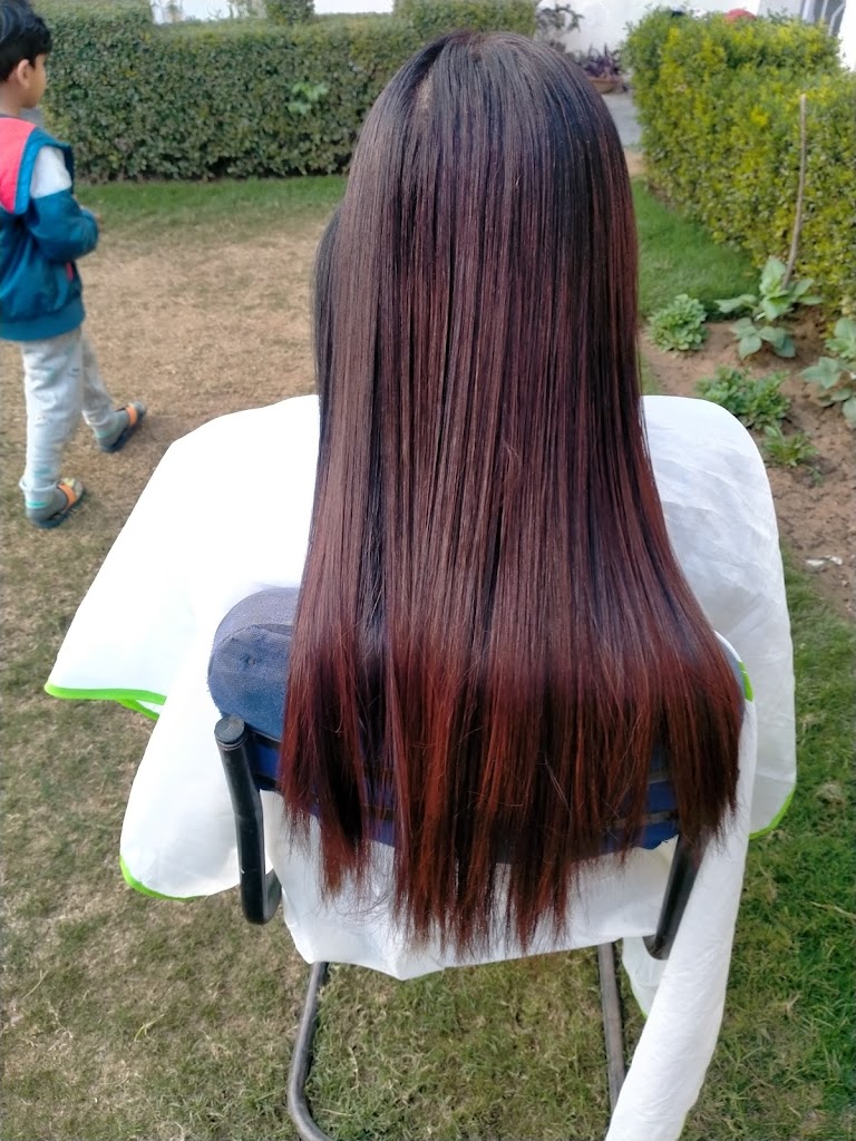 Matrix Saloon Aligarh