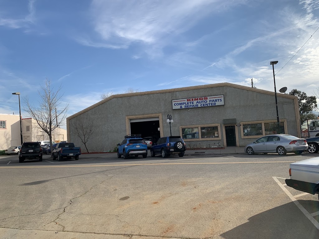 King's Complete Auto Parts in Avenal