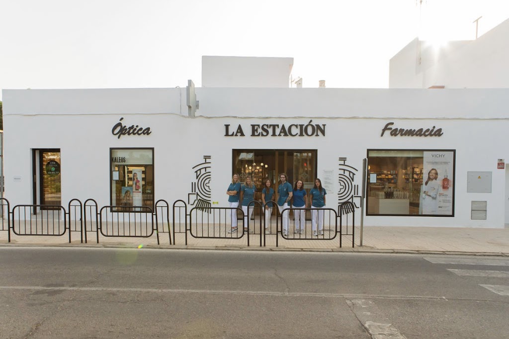 Farmacia - Optica La Estacion. Lda. Virginia Rosa Diaz