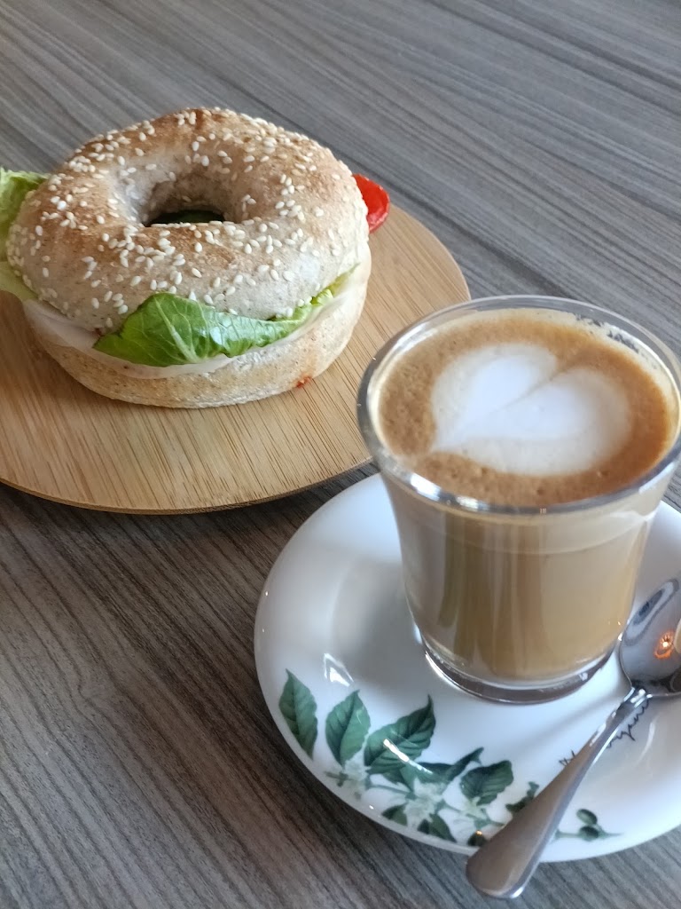 NAZZARENO - F — Comida y bebida