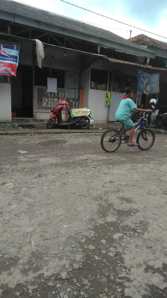 Sederhana Motor Comal