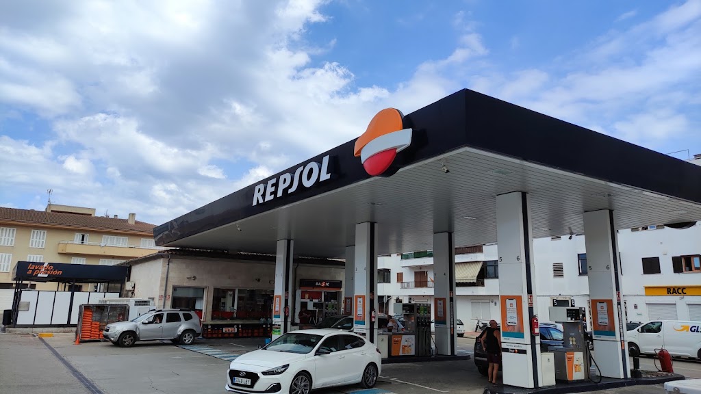 Estacion de Servicio Repsol — Exterior