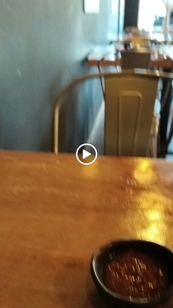 REGIA 77 Restaurante Mexicano — Videos