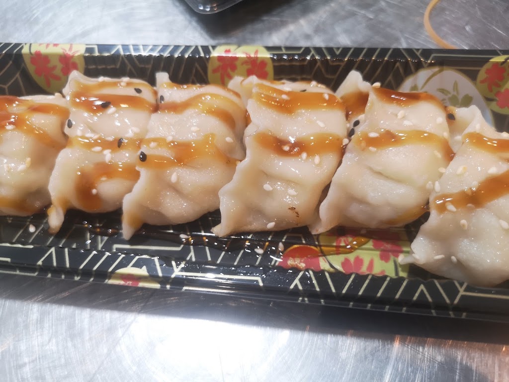 Sushi Bar Restaurante — Comida y bebida