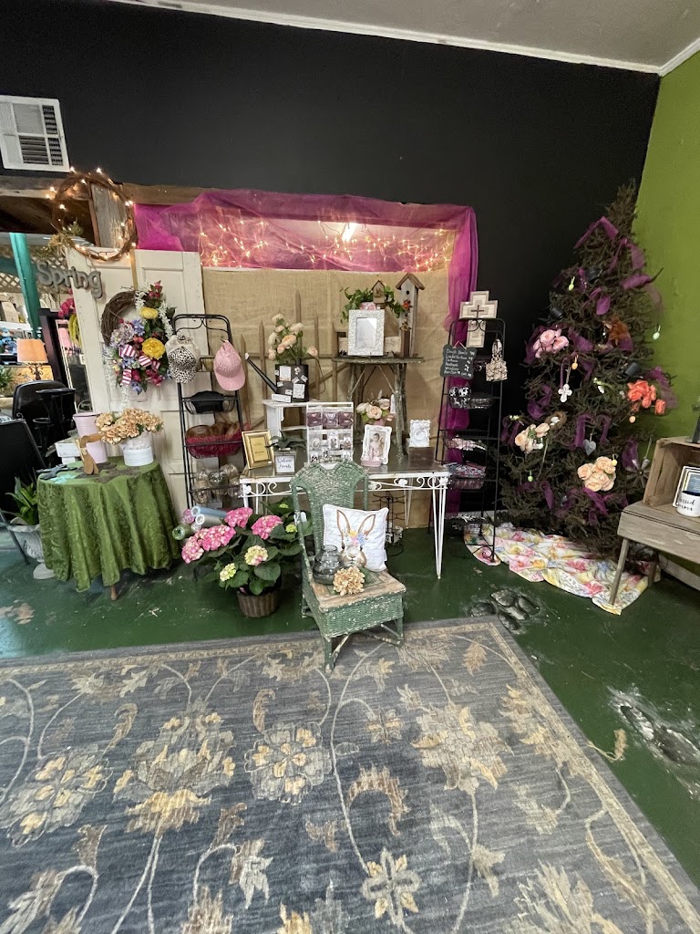 Garden Gate Flowers & Gifts