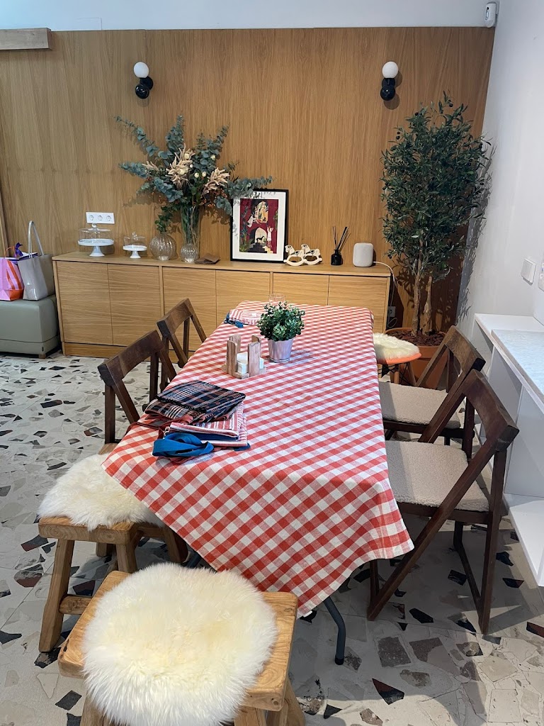 ARDE SOCIAL COOKING burger club — Ambiente