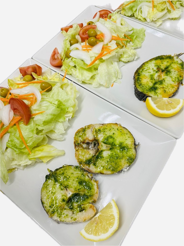 Bar Salinas — Comida y bebida