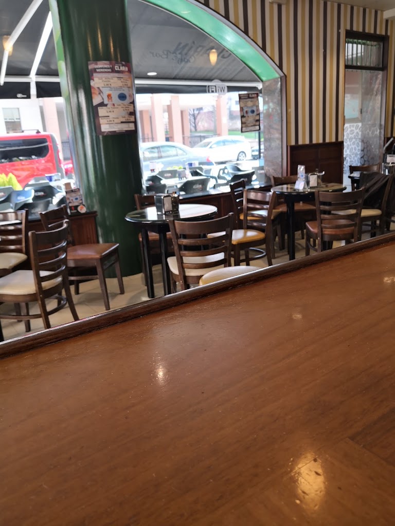 Cafe Clarin — Ambiente