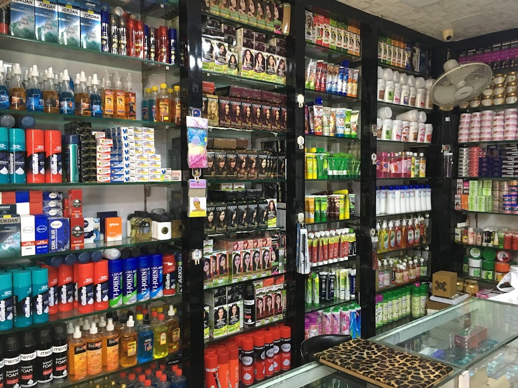 Dhamija Beauty Palace