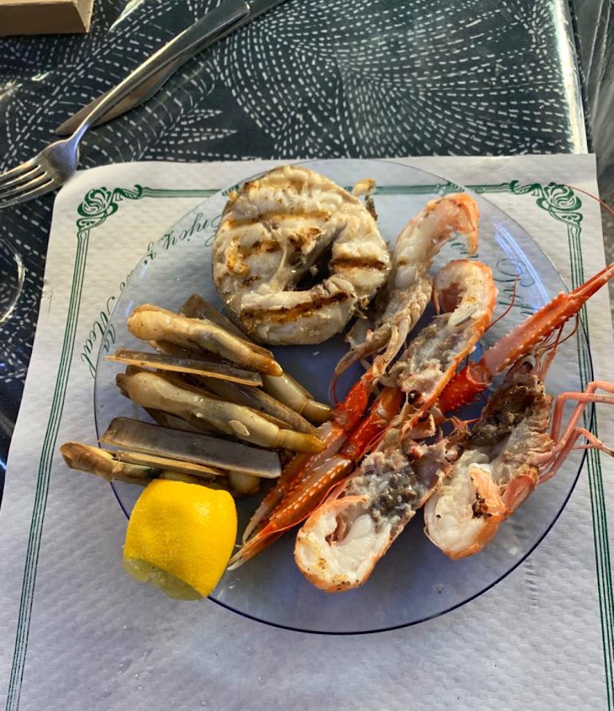 Bar Autostop — Comida y bebida