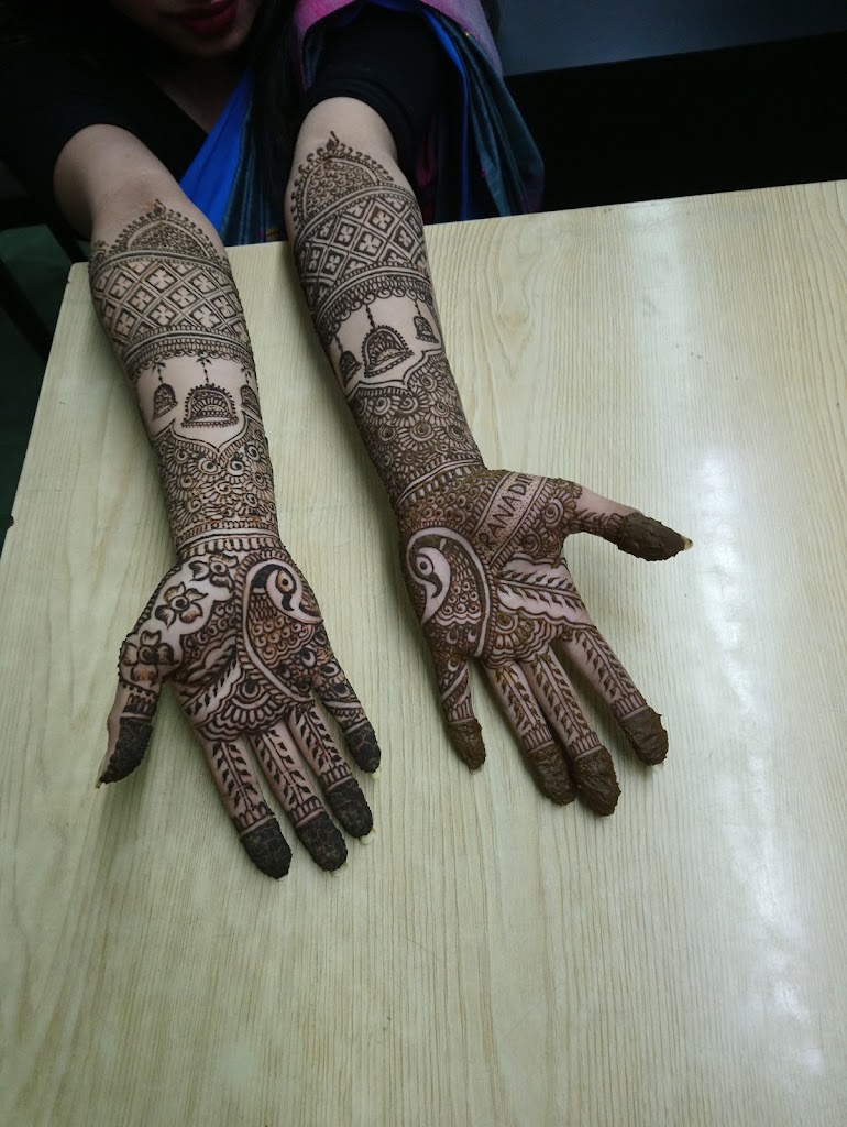 Get Gorgeous Bridal Party Makeup Mehendi Artist