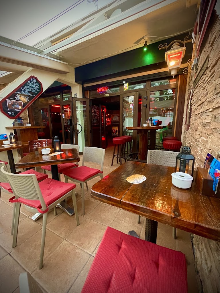 Stamcafe Torremolinos — Ambiente