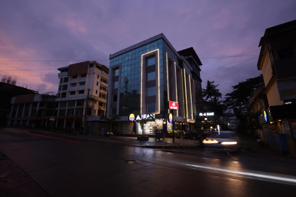 Royal Plaza Suites By Rak Rooms