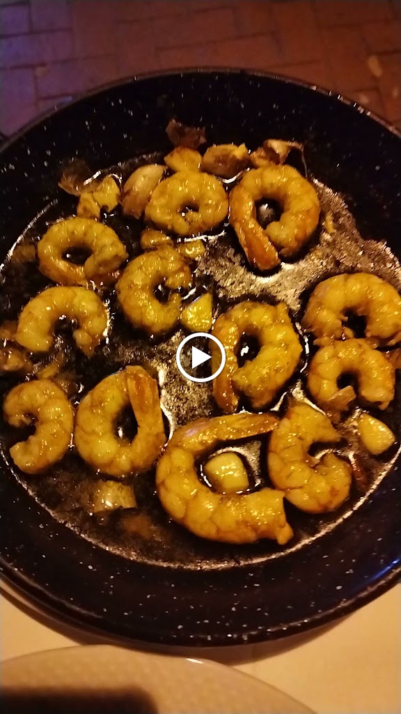 Los Toneles — Videos