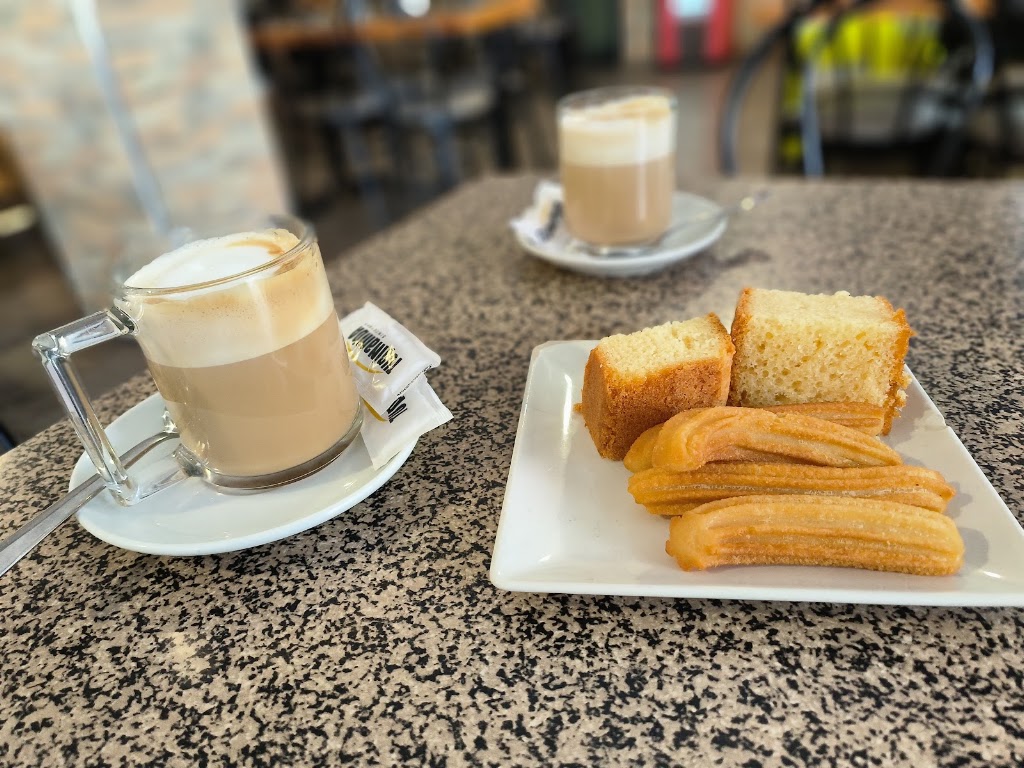 Bar La Estrella — Comida y bebida