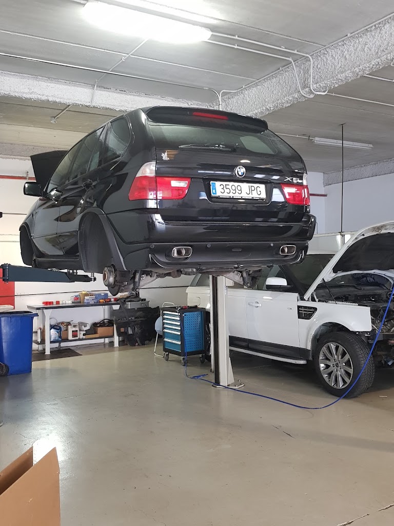 BM Wagen — Taller