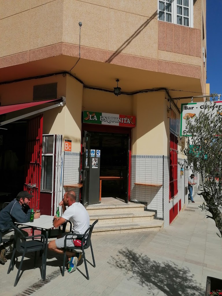 La Esquinita