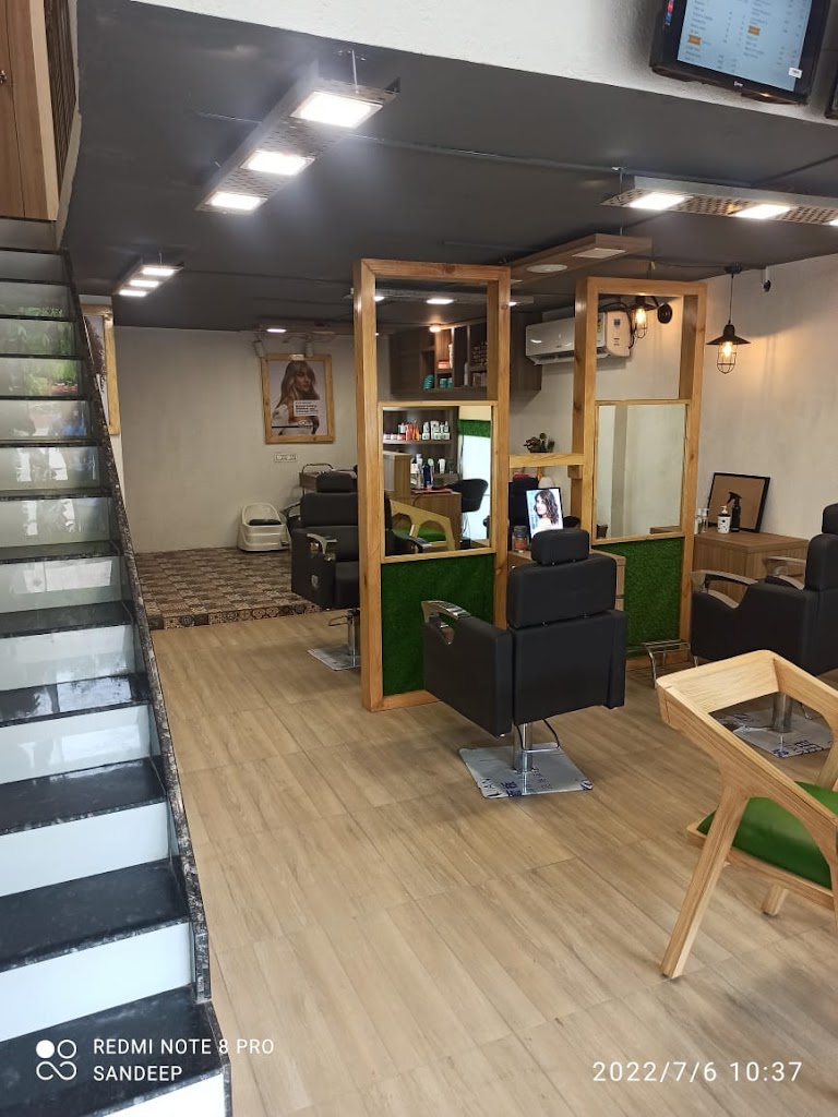 Pro Plus Smart Salon