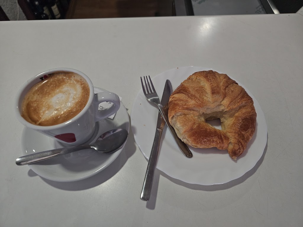 IVETTE BAR AND COFFEE — Mas recientes