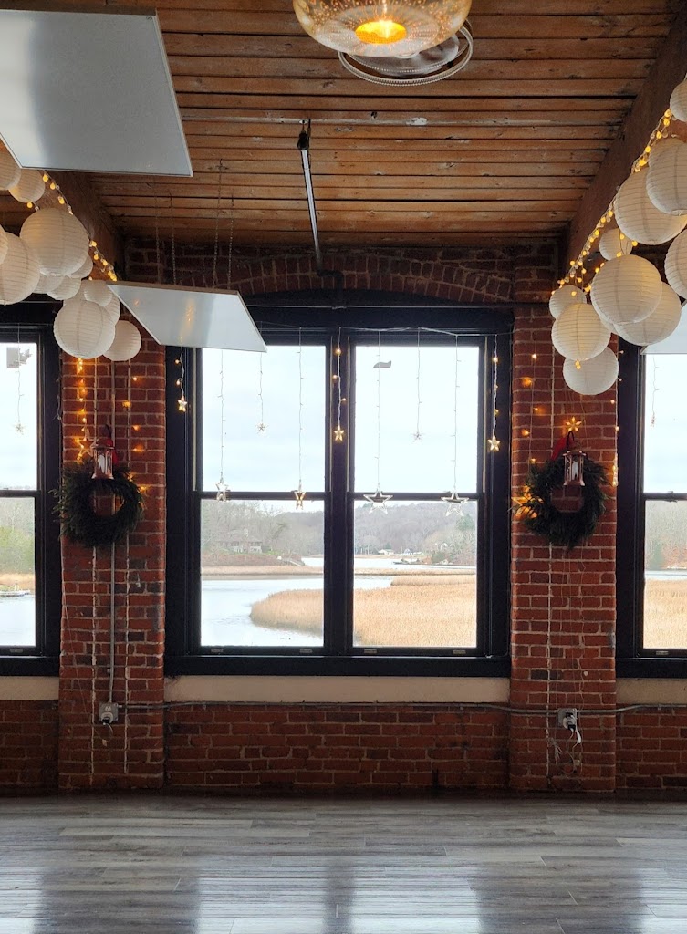  Threaded Elements Yoga (Formerly Hot on Bank Mystic)