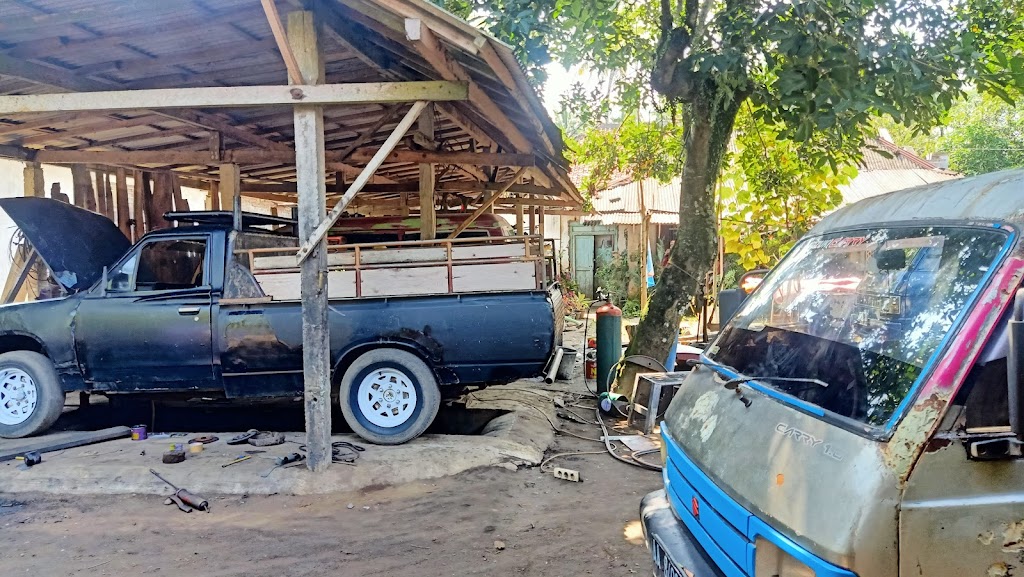 Bengkel Mobil Juned