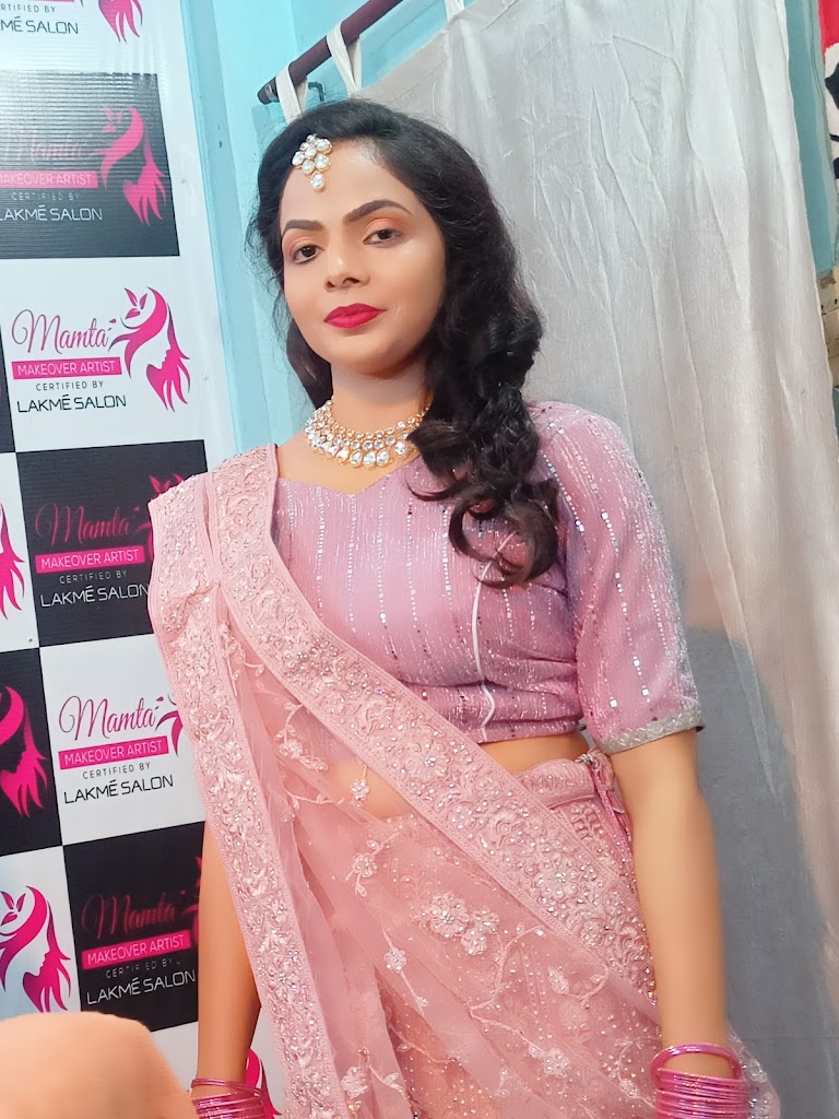 Dulhan Beauty Parlour Mamta Makewer Artist