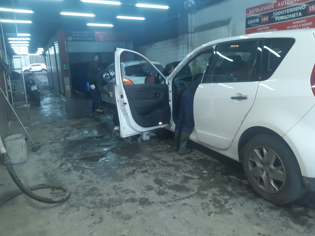 Aldekoa autolavado-autogarbiketa — Servicio de lavado de coches