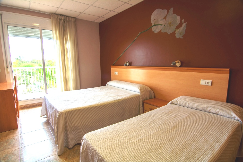 Hotel Mediterrani Blau — Habitaciones