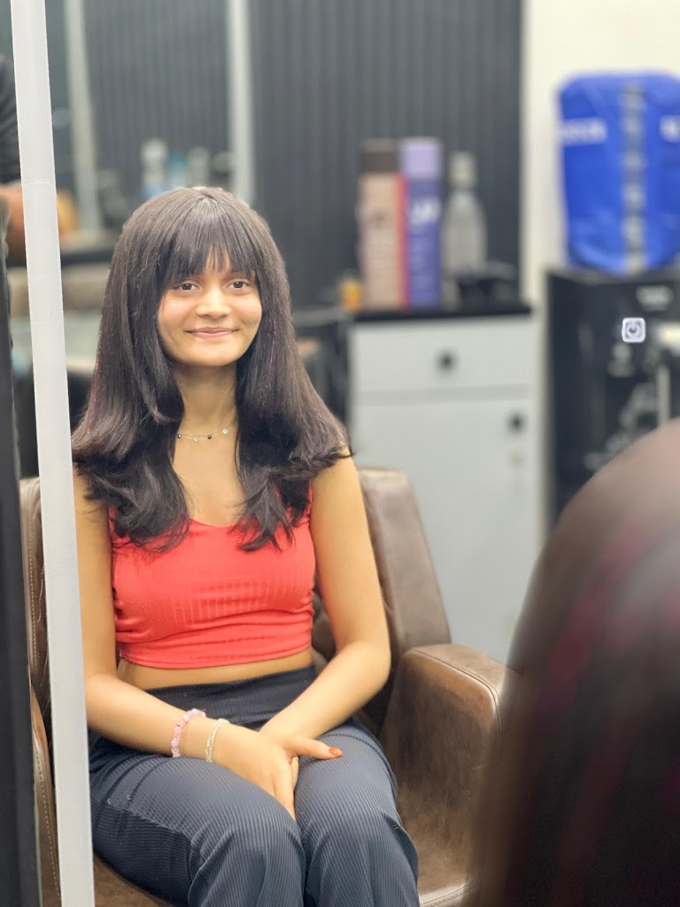 Rich Infinity Unisex Salon Mukund Nagar Haircut Strengthening Keratin Makeup Beauty Parlour Salon In Mukund Nagar