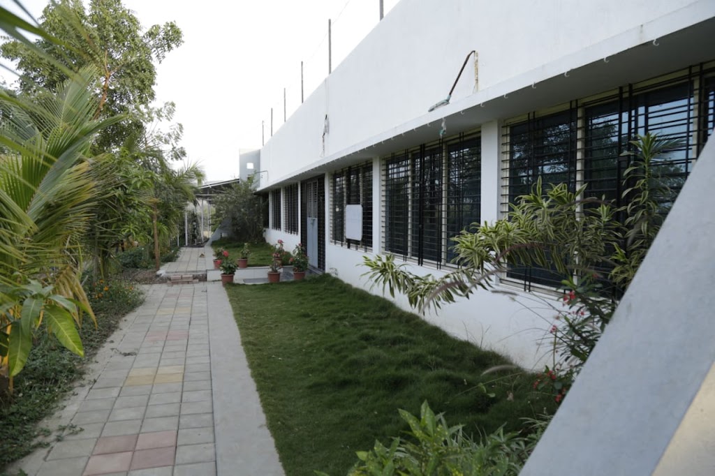 Varshavan Resort