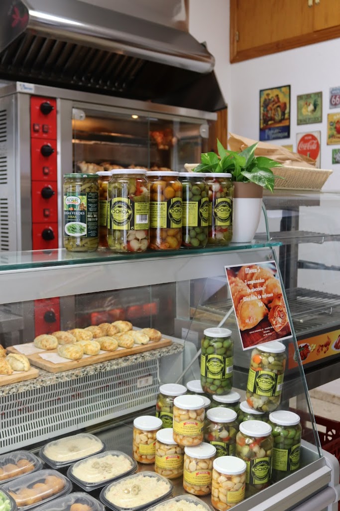 Lo De Nico - Pollos asados y Empanadas Argentinas